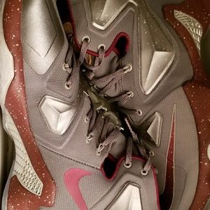 Nike LeBron XIII "Opening Night"